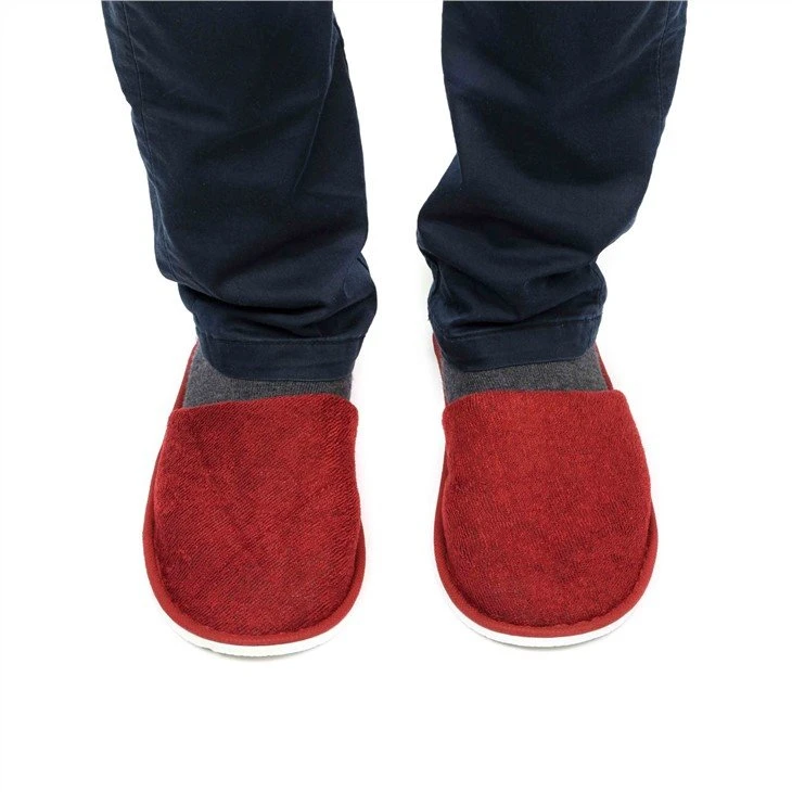 disposable slippers for guests 1